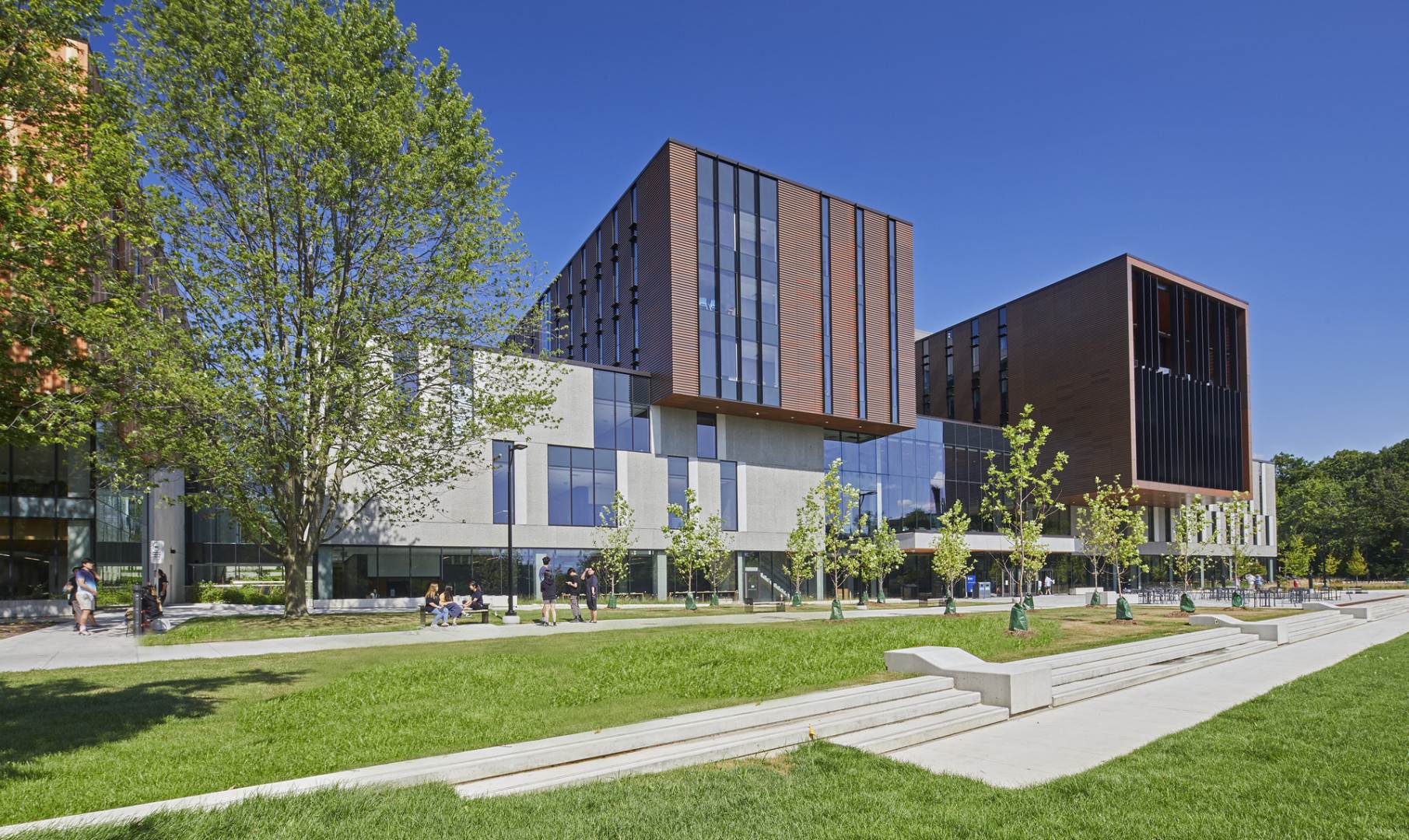 University of Toronto Mississauga Maanjiwe nendamowinan Building RJC